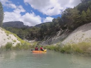 Wellbeing experience at the Guadalest Reservoir